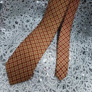 The Metropolitan Museum of Art Men's 100% Silk Necktie - Gently Used